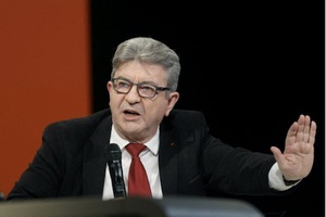 Mélenchon dans les pas de Poutine, Faure dans ceux de Mélenchon
