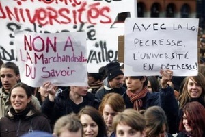 Les étudiants sont-ils devenus fous?